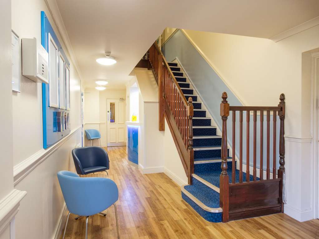 Travelodge Walton On Thames Inreriör bild